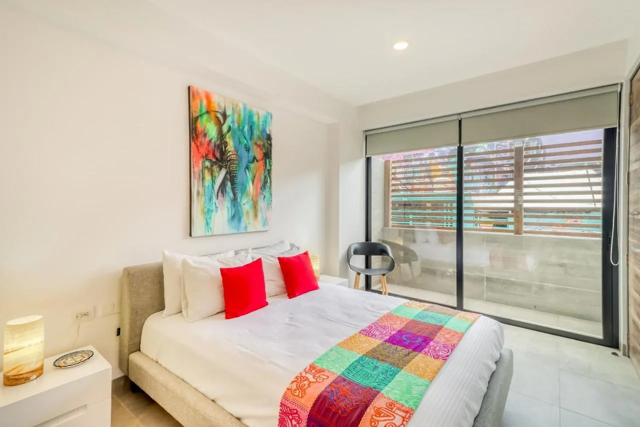 Icono Playa Condos, B307 Playa del Carmen 0*,